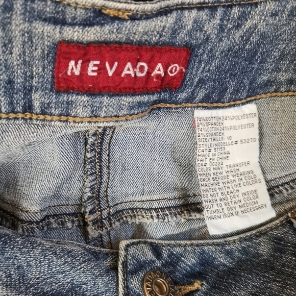 Vintage Design Denim skirt - Picture 6 of 11